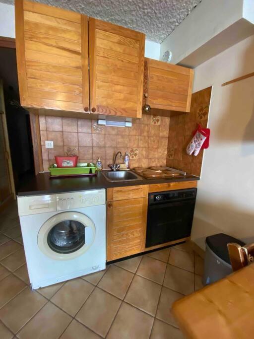 Laye Station -Les Arolles B - 4 Personnes Apartment Exterior photo